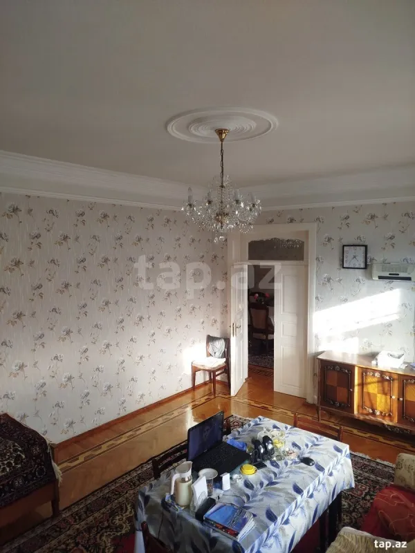 Satılır 4 otaqlı həyət evi