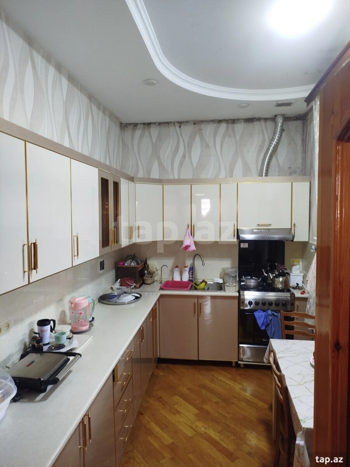 Satılır 4 otaqlı həyət evi