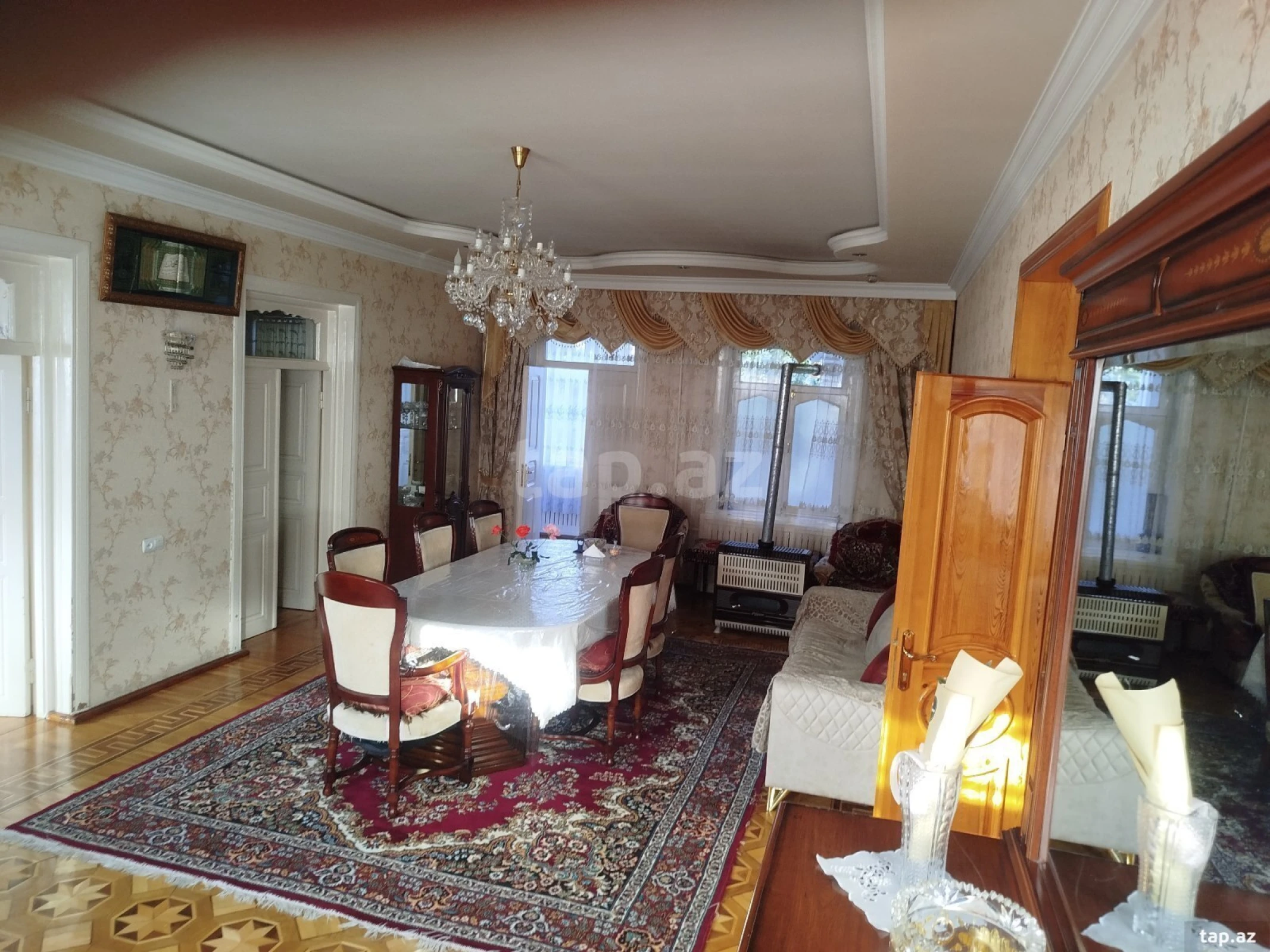 Satılır 4 otaqlı həyət evi