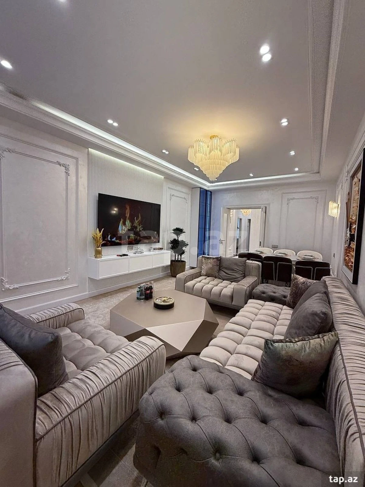 Kirayə verilir 2 otaqlı yeni tikili 108 m²