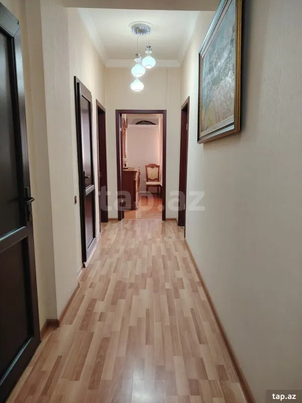 Satılır 3 otaqlı yeni tikili 93 m²
