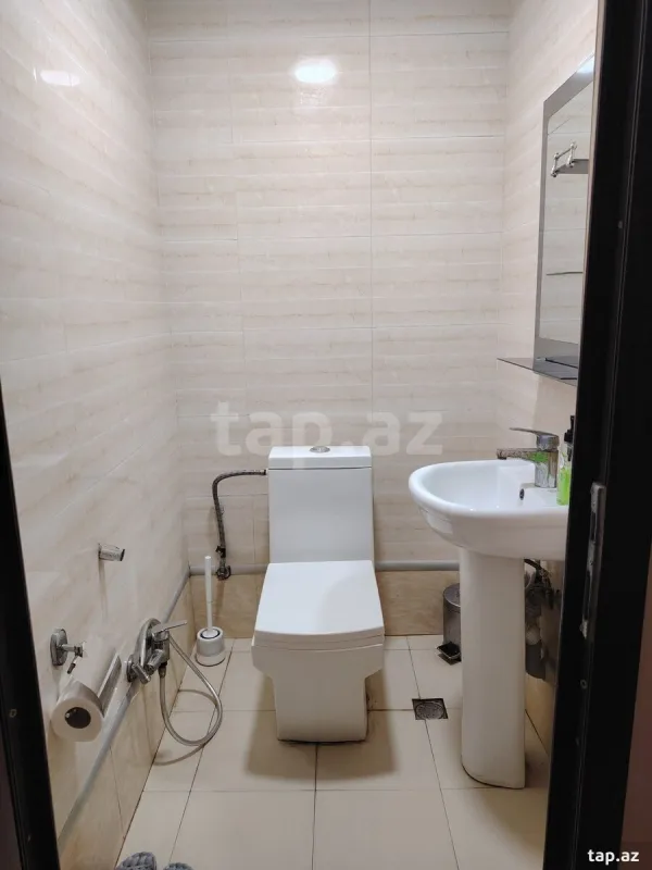 Satılır 3 otaqlı yeni tikili 93 m²