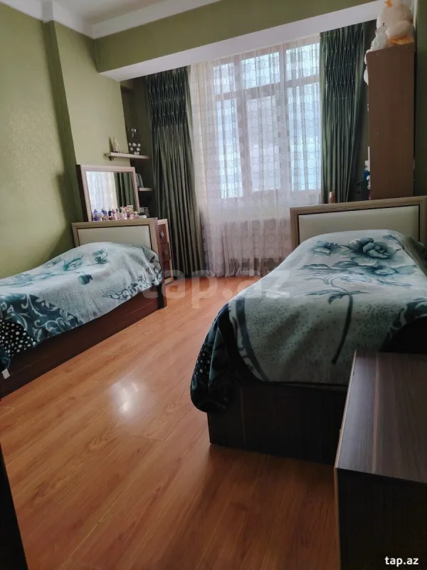 Satılır 3 otaqlı yeni tikili 93 m²