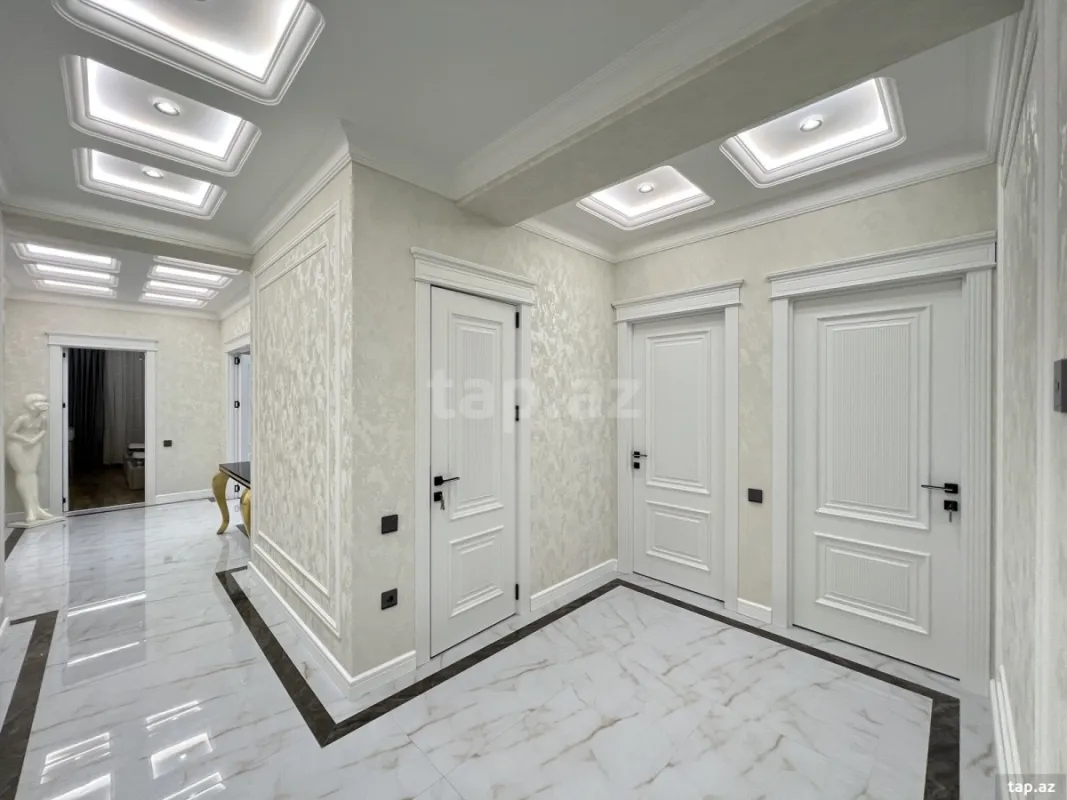 Satılır 4 otaqlı yeni tikili 144 m²