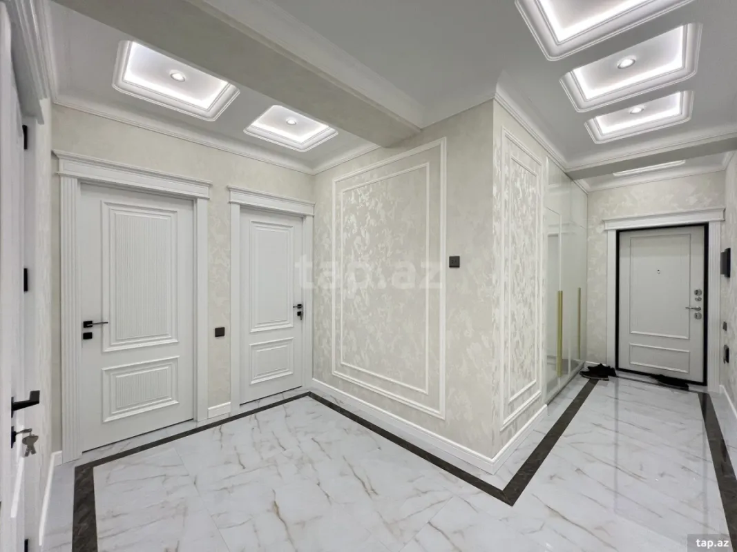 Satılır 4 otaqlı yeni tikili 144 m²