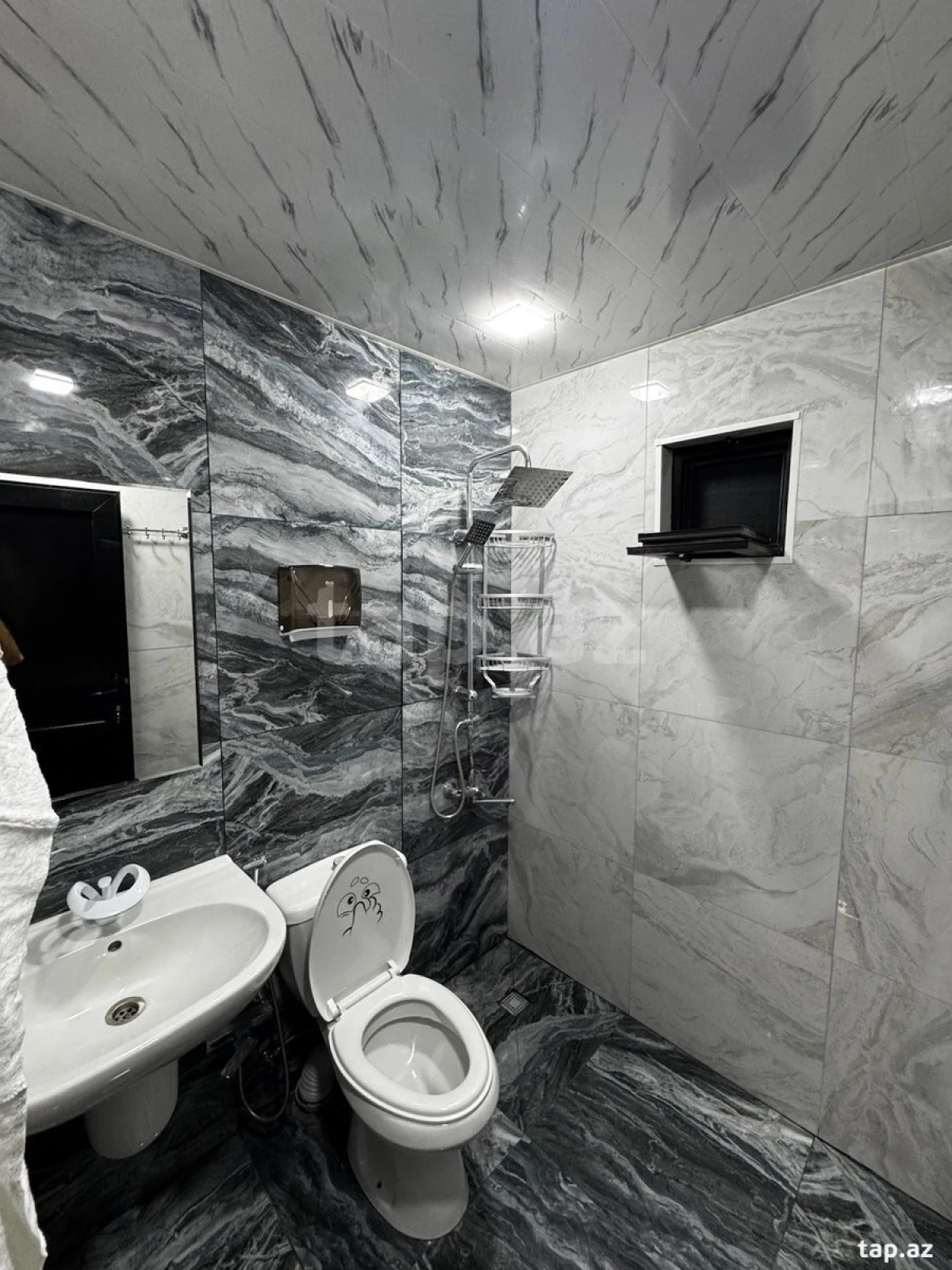 Kirayə verilir 3 otaqlı həyət evi 100 m²