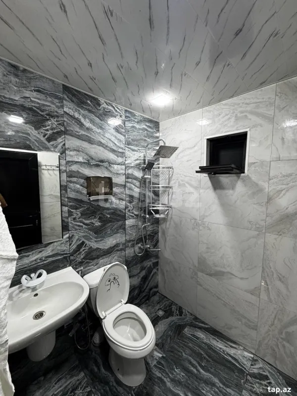 Kirayə verilir 3 otaqlı həyət evi 100 m²