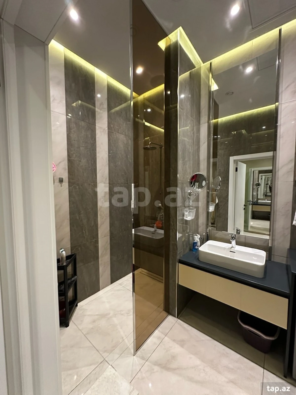 Kirayə verilir 1 otaqlı yeni tikili 50 m²