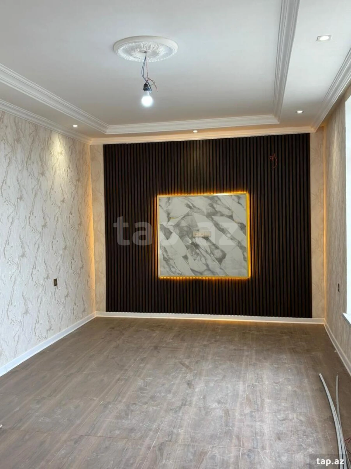 Satılır 5 otaqlı həyət evi