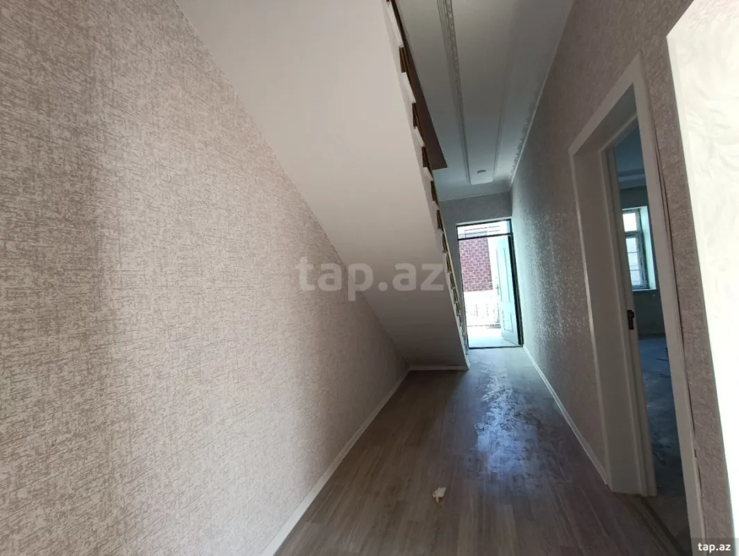 Satılır 5 otaqlı həyət evi