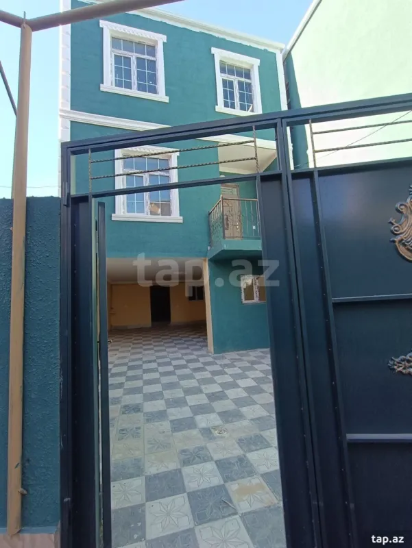 Satılır 5 otaqlı həyət evi