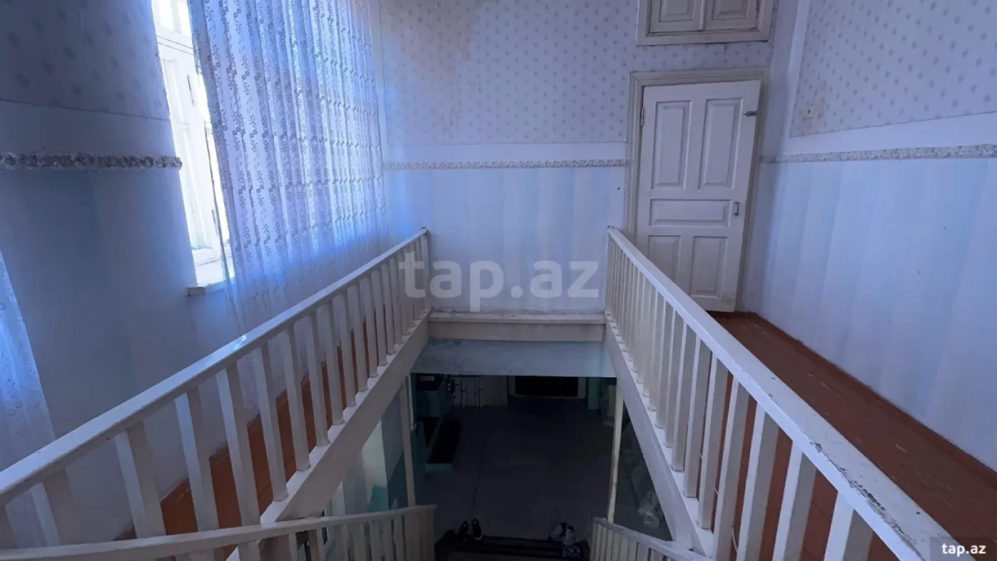 Satılır 4 otaqlı həyət evi