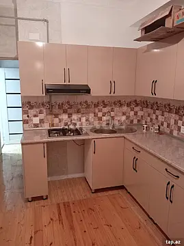 Kirayə verilir 2 otaqlı yeni tikili 75 m²