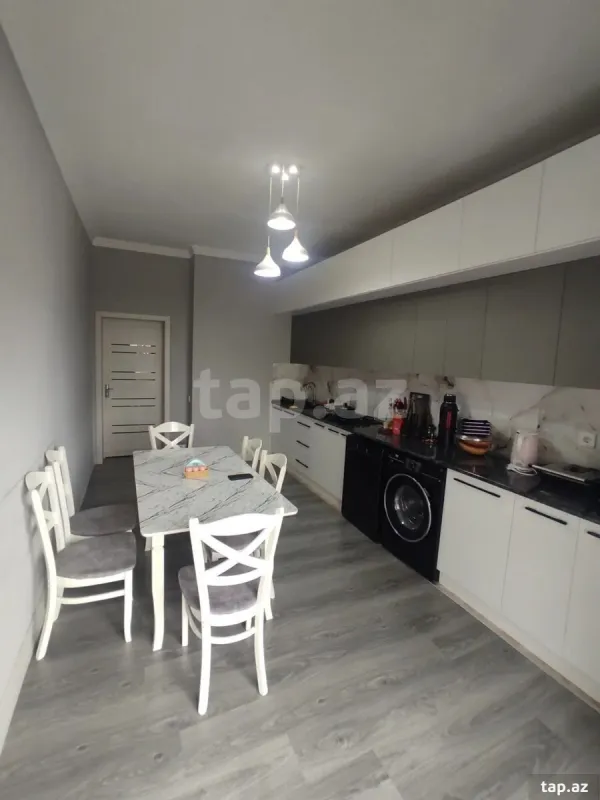 Satılır 2 otaqlı yeni tikili 90.4 m²