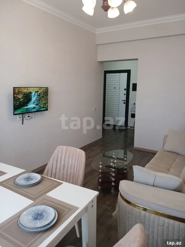 Kirayə verilir 2 otaqlı yeni tikili 54 m²