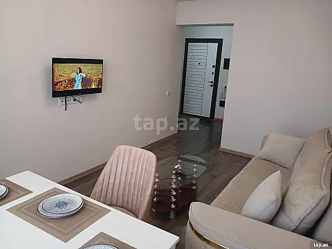 Kirayə verilir 2 otaqlı yeni tikili 54 m²