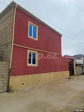 Satılır 4 otaqlı həyət evi