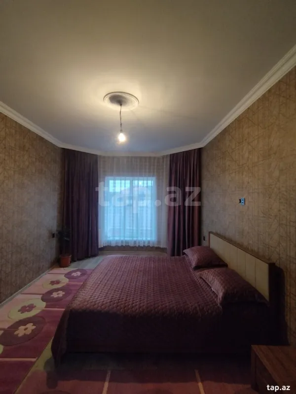 Satılır 4 otaqlı həyət evi