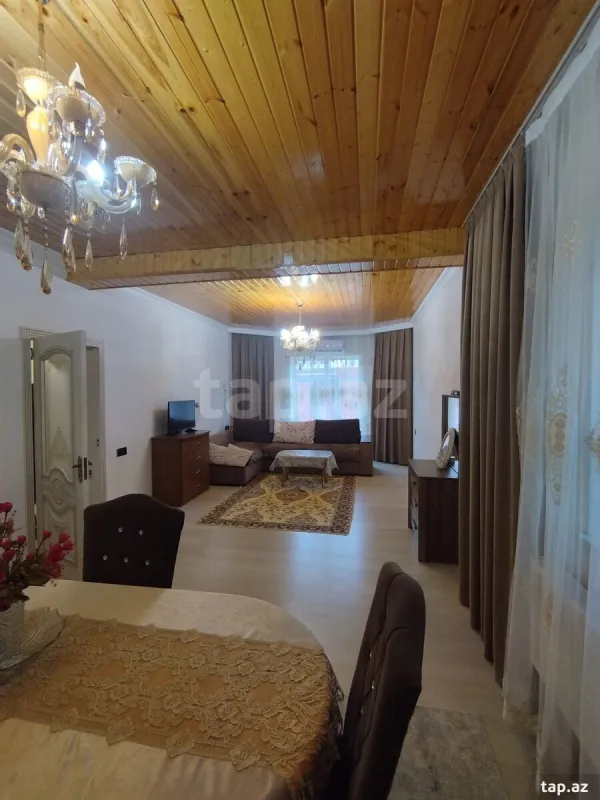 Satılır 4 otaqlı həyət evi