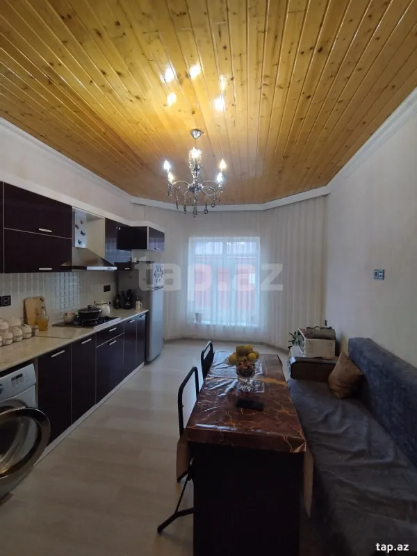 Satılır 4 otaqlı həyət evi