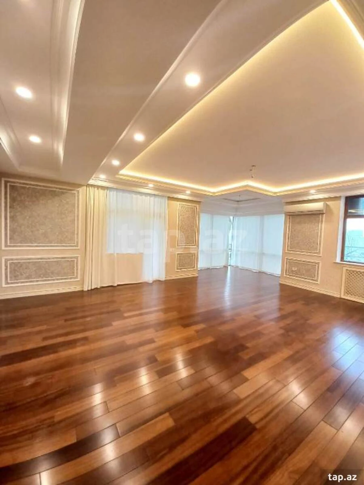 Satılır 4 otaqlı yeni tikili 248 m²