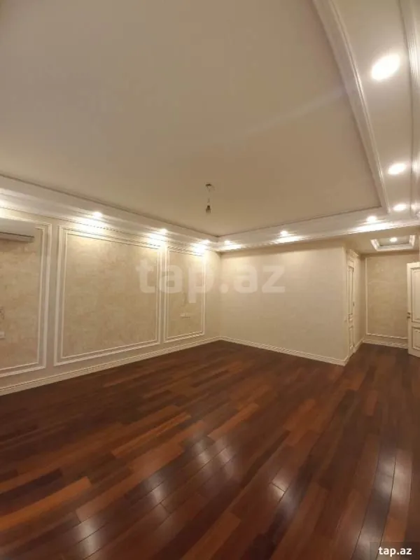 Satılır 4 otaqlı yeni tikili 248 m²