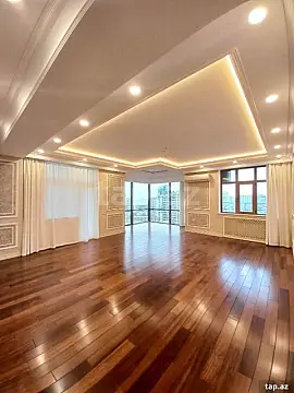 Satılır 4 otaqlı yeni tikili 248 m²