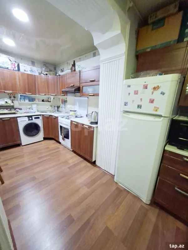 Kirayə verilir 2 otaqlı mənzil 64 m²