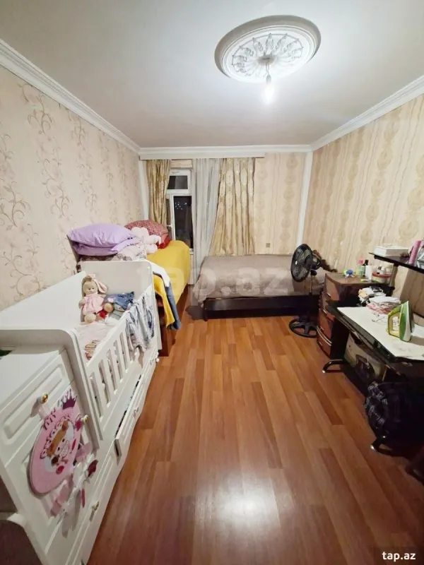 Kirayə verilir 2 otaqlı mənzil 64 m²