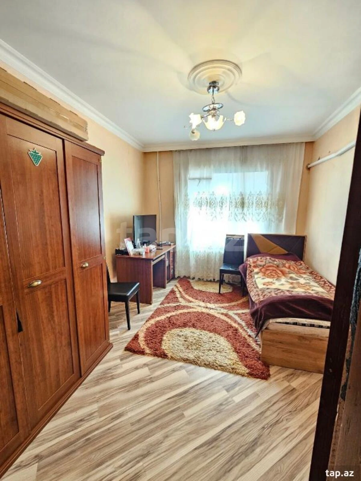 Satılır 5 otaqlı mənzil 115 m²