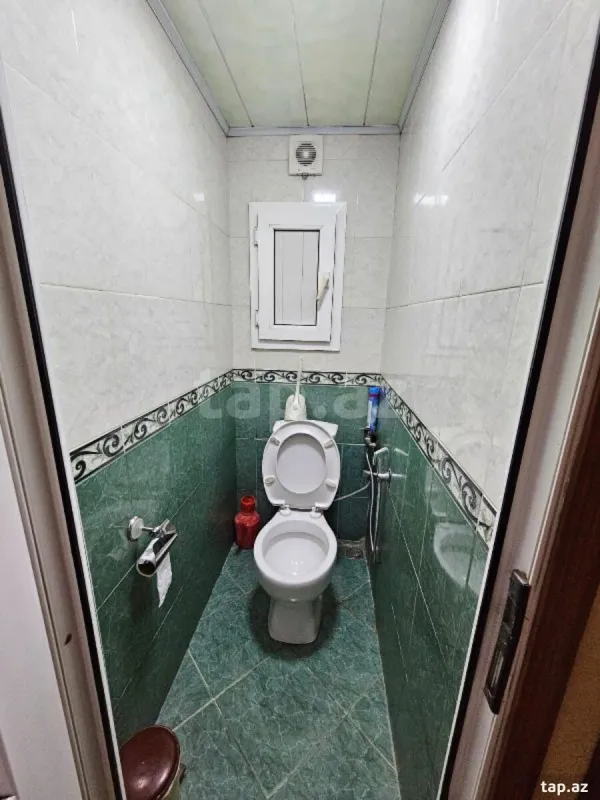 Satılır 5 otaqlı mənzil 115 m²