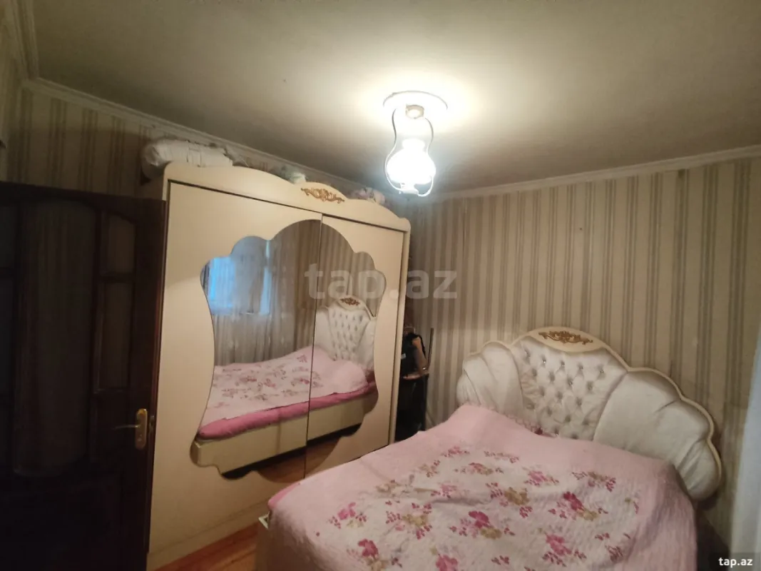 Satılır 3 otaqlı mənzil 50 m²