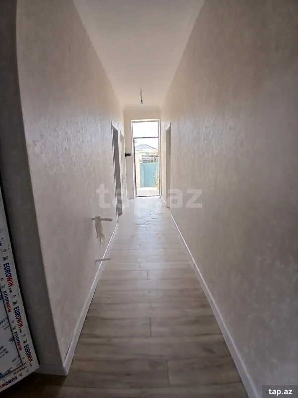 Satılır 4 otaqlı həyət evi