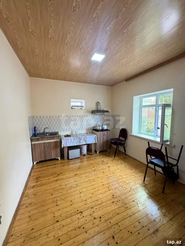 Satılır 3 otaqlı həyət evi