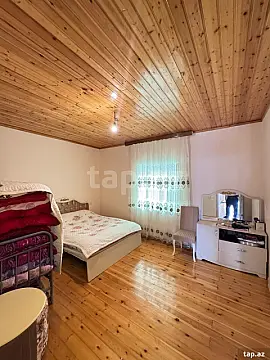 Satılır 3 otaqlı həyət evi