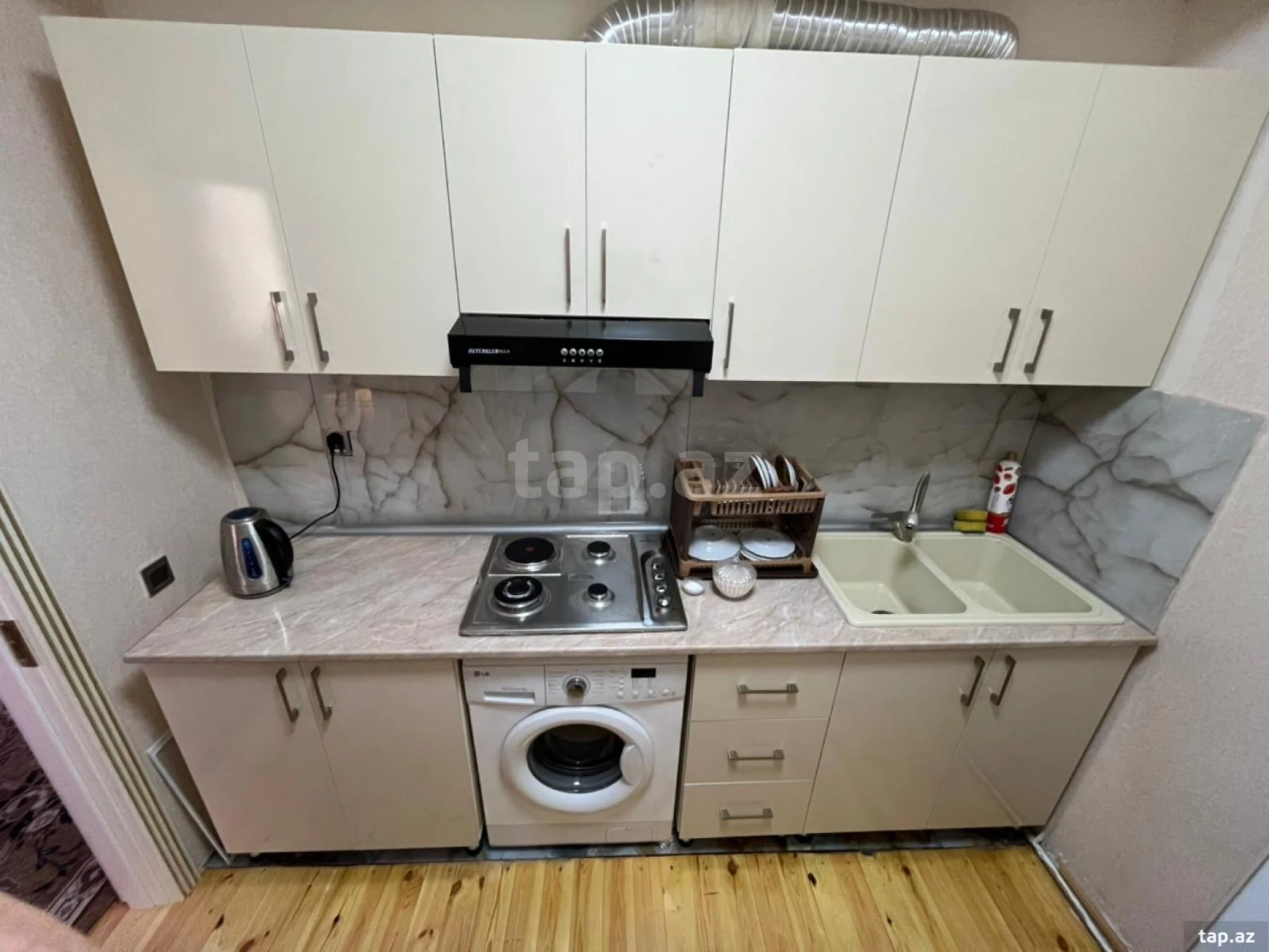 Kirayə verilir 2 otaqlı yeni tikili 65 m²