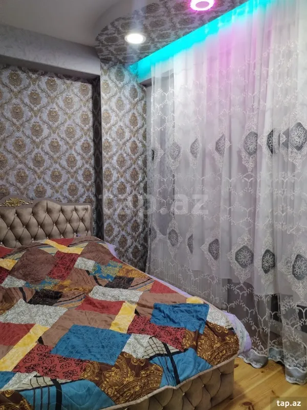 Kirayə verilir 2 otaqlı yeni tikili 65 m²