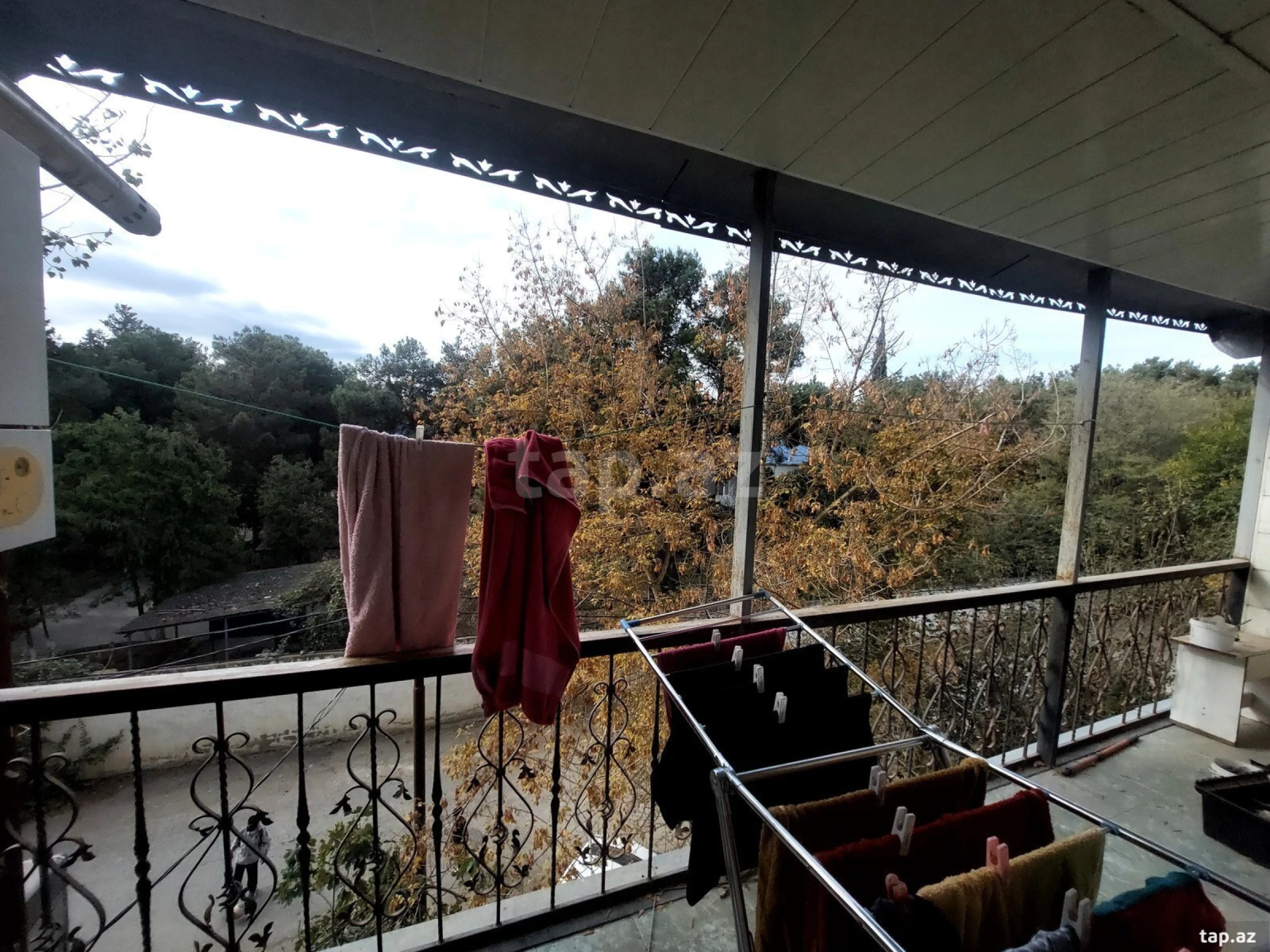 Satılır 5 otaqlı mənzil 110 m²