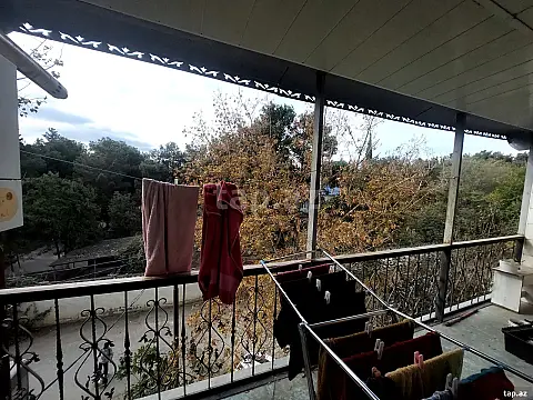 Satılır 5 otaqlı mənzil 110 m²