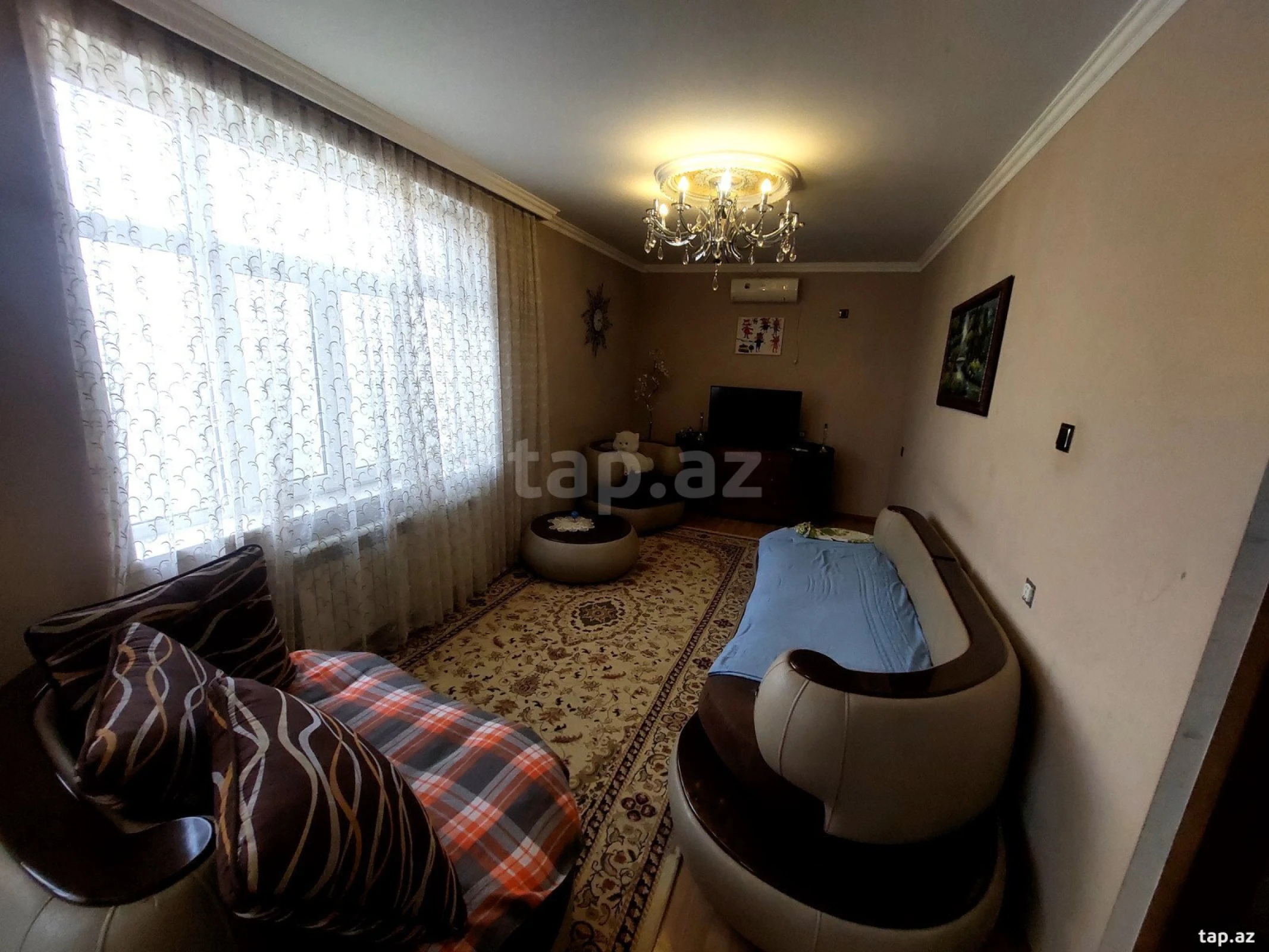 Satılır 5 otaqlı mənzil 110 m²