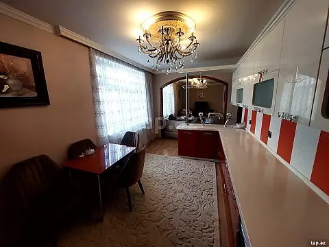 Satılır 5 otaqlı mənzil 110 m²
