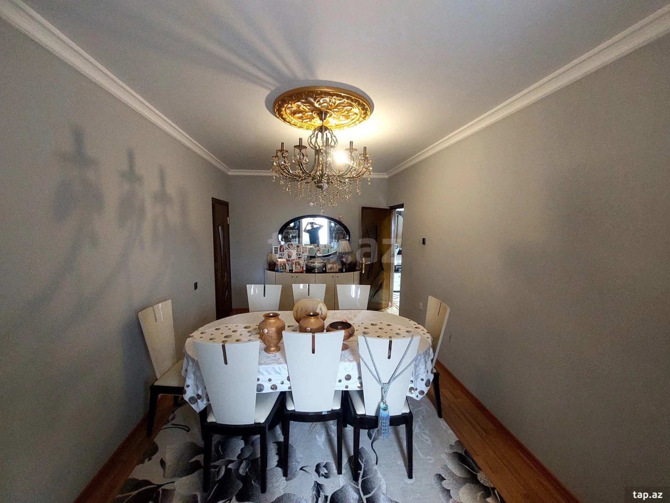 Satılır 5 otaqlı mənzil 110 m²