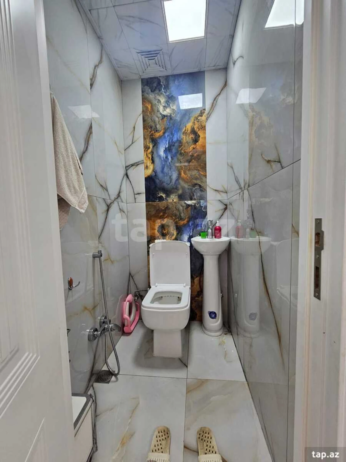 Satılır 3 otaqlı yeni tikili 130 m²