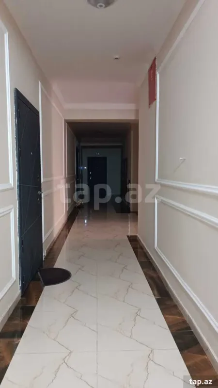 Satılır 3 otaqlı yeni tikili 130 m²