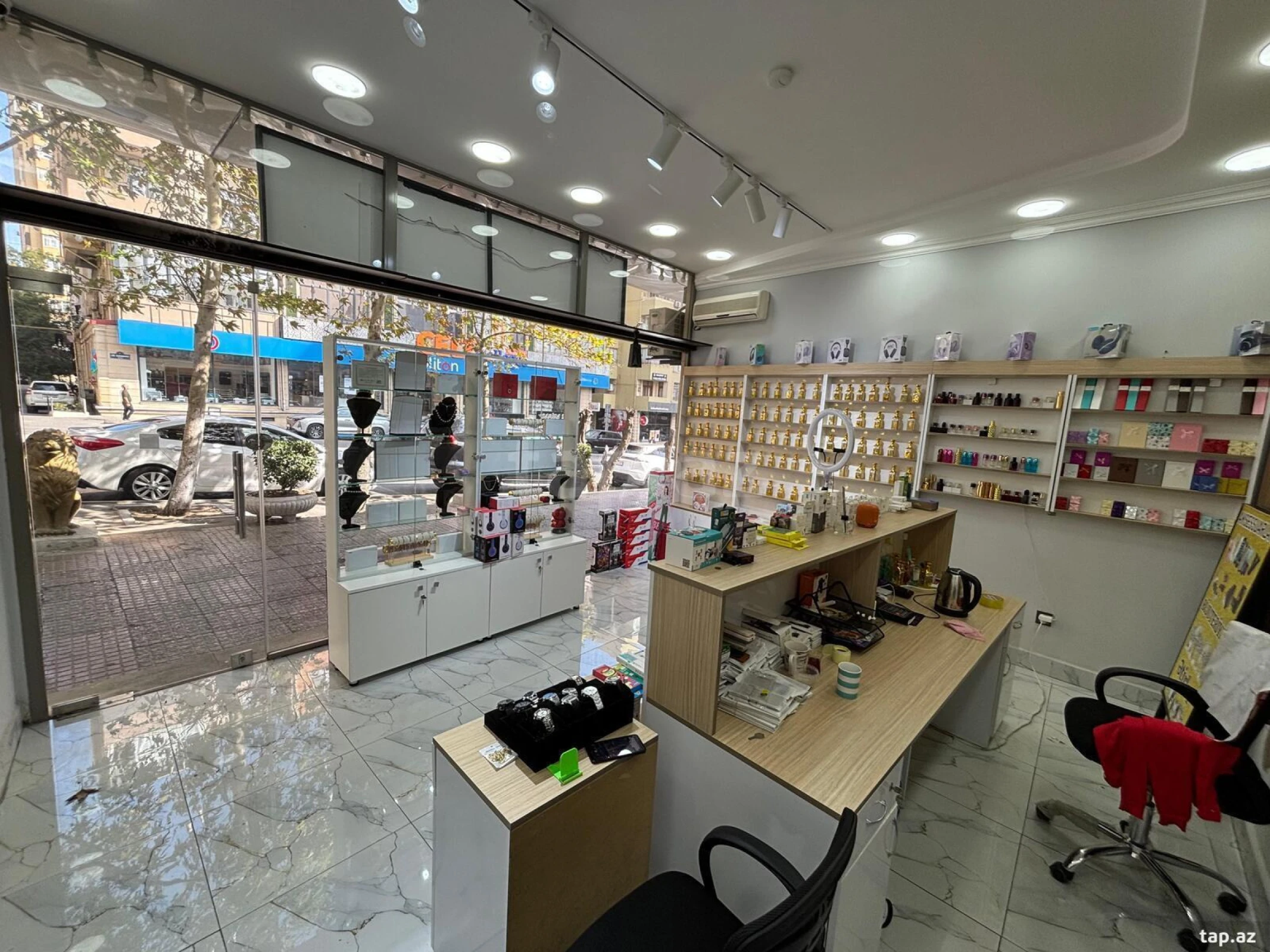 Kirayə verilir ofis