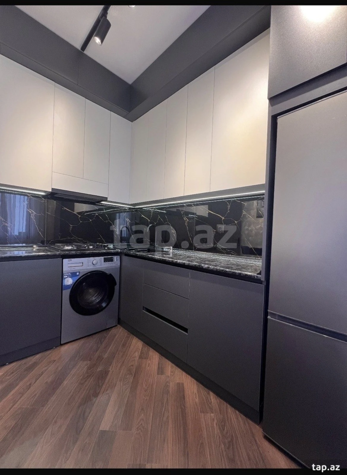 Kirayə verilir 2 otaqlı yeni tikili 70 m²