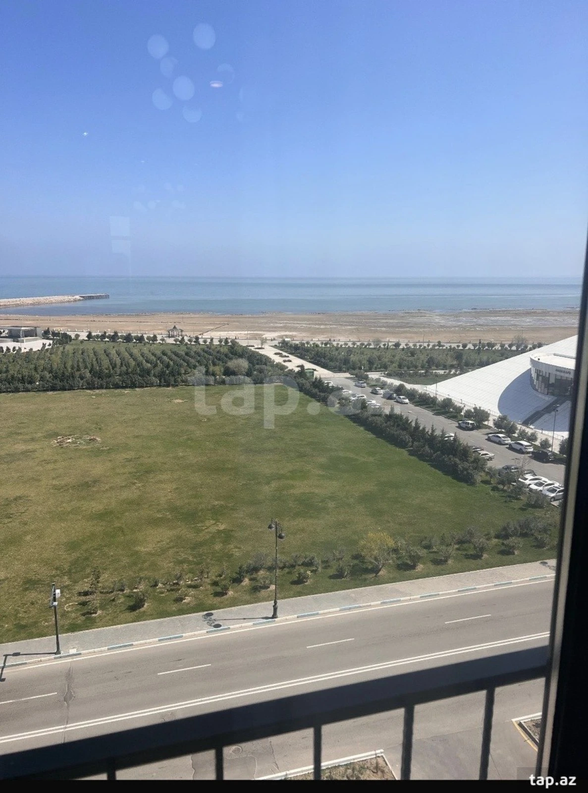 Kirayə verilir 2 otaqlı yeni tikili 70 m²