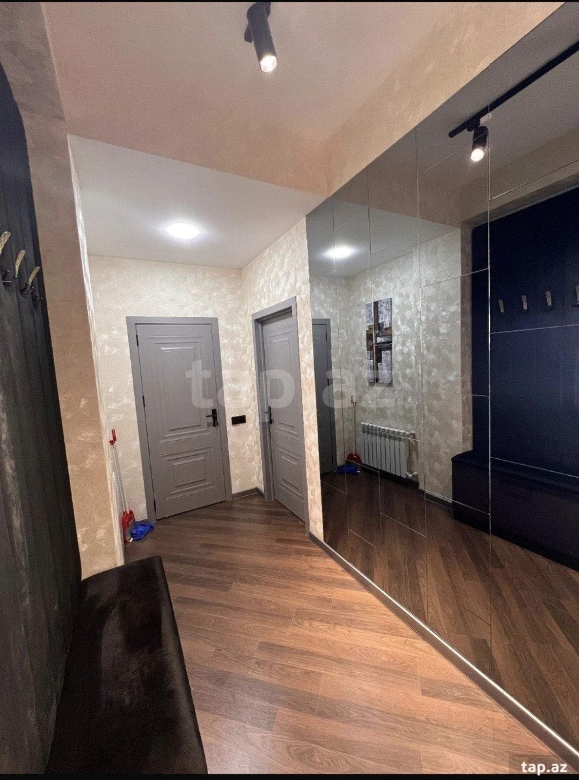 Kirayə verilir 2 otaqlı yeni tikili 70 m²