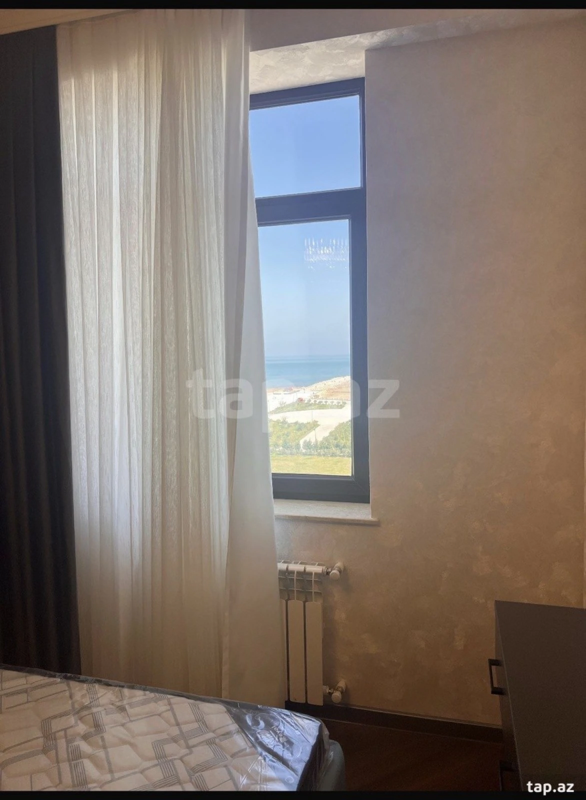 Kirayə verilir 2 otaqlı yeni tikili 70 m²