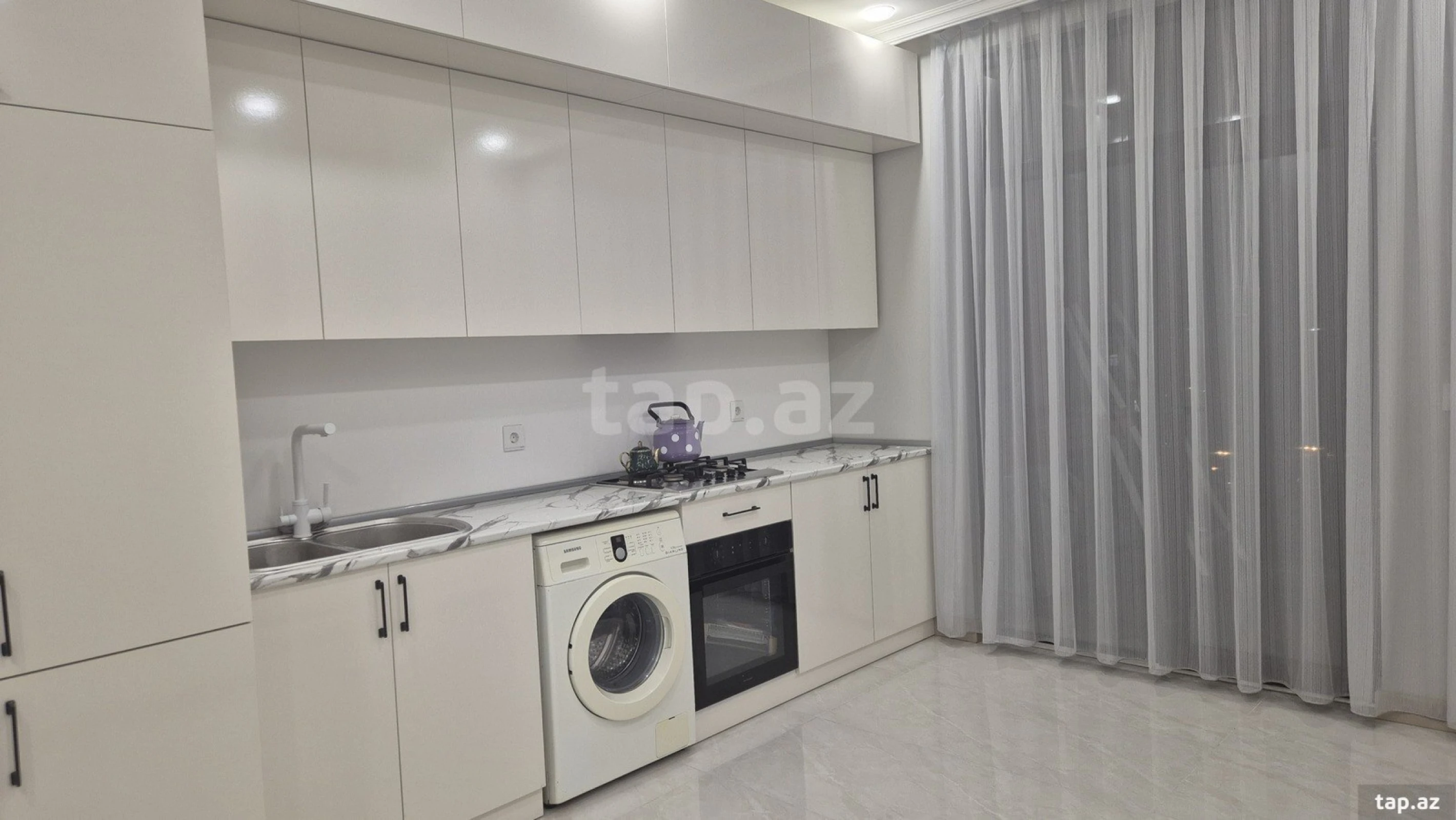 Kirayə verilir 2 otaqlı yeni tikili 77 m²